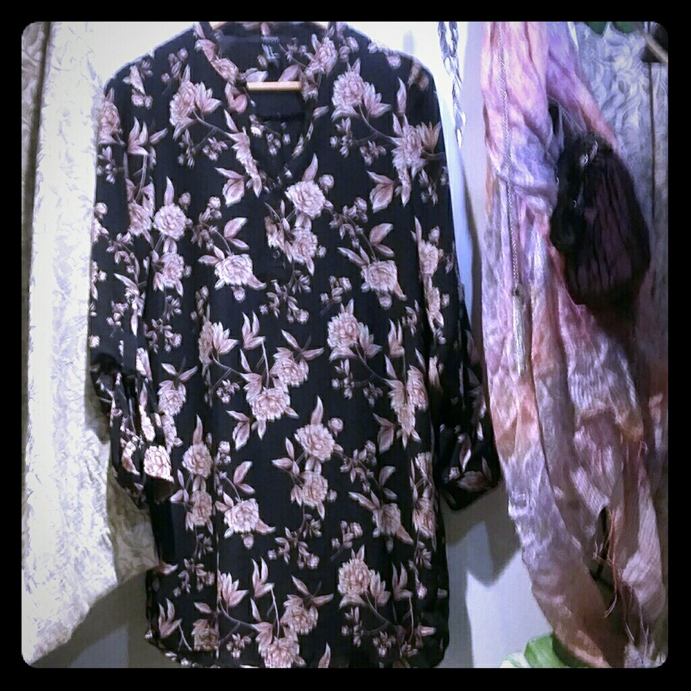 Forever21 Sheer long sleeve floral top (s)
